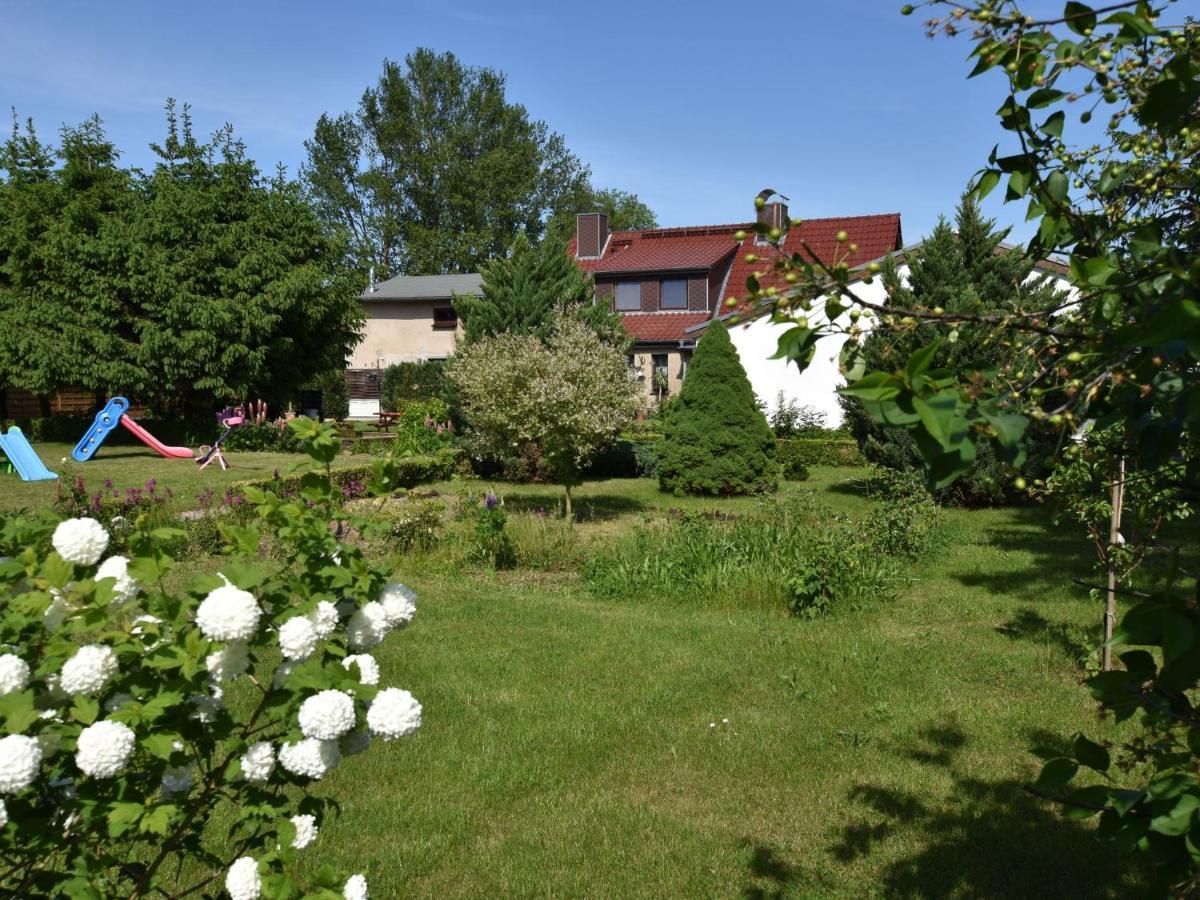 Apartment In Robertsdorf With Garden, Terrace, Barbecue Blowatz Camera foto